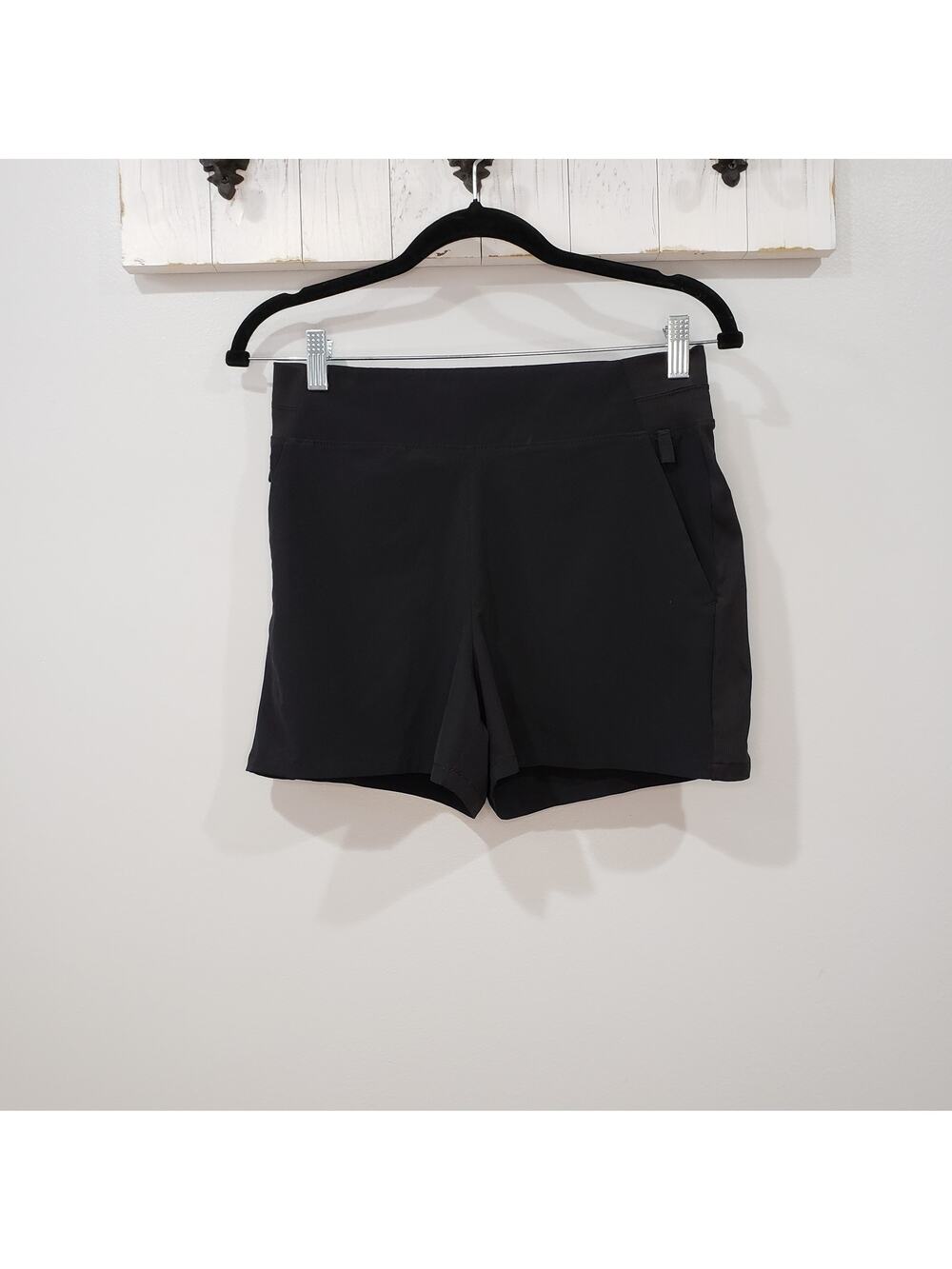 Athleta Brooklyn Shorts Black Travel Golf Hiking Size 6